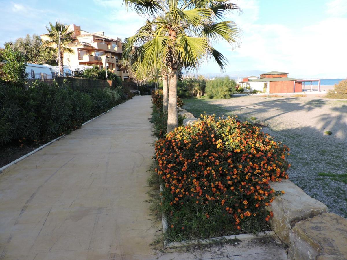 Urbanizacion 21 *